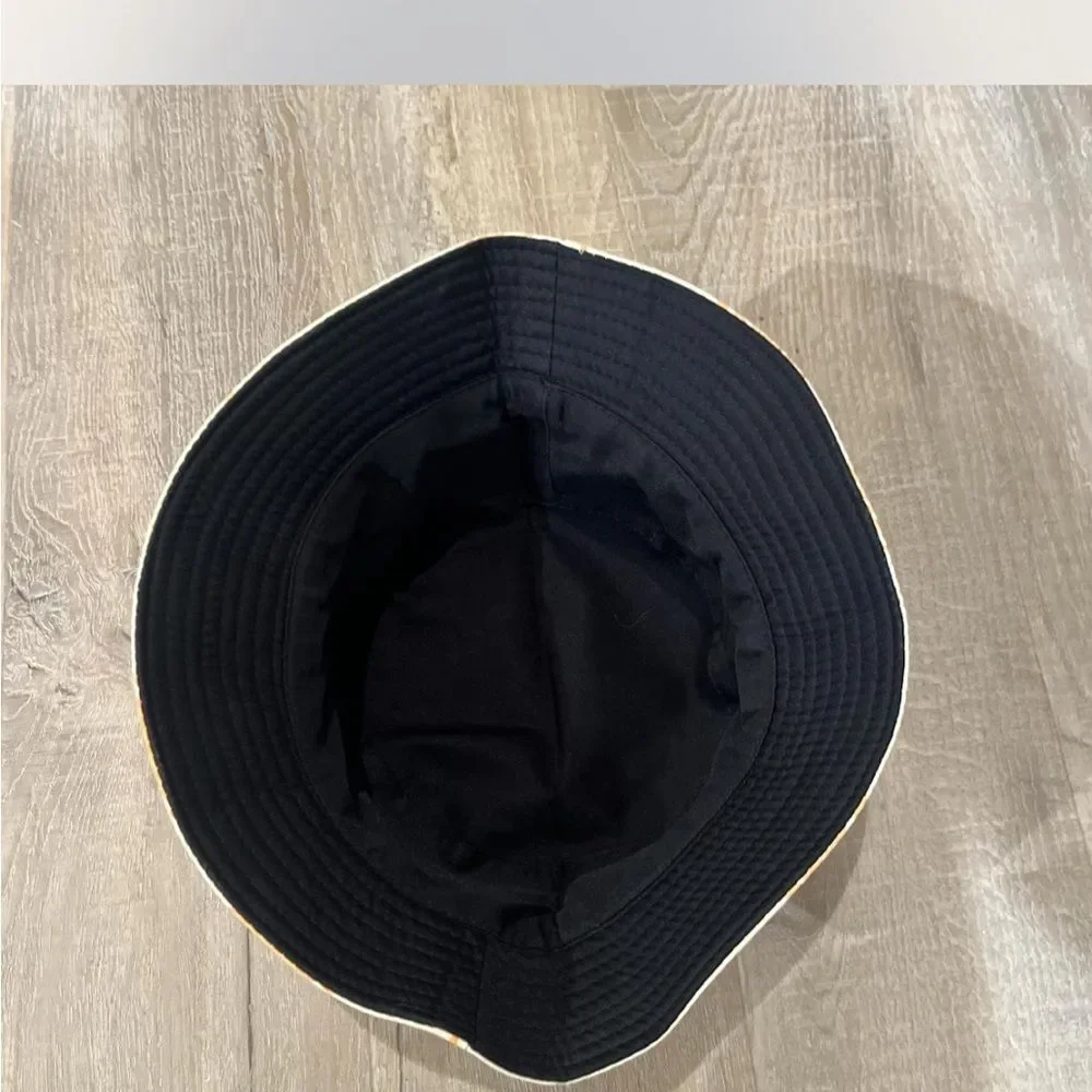 SHEIN Cream and Orange Sun Print Bucket Hat - Picture 2 of 2